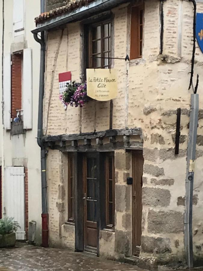 Petite Maison Medievale Parthenay Exteriér fotografie