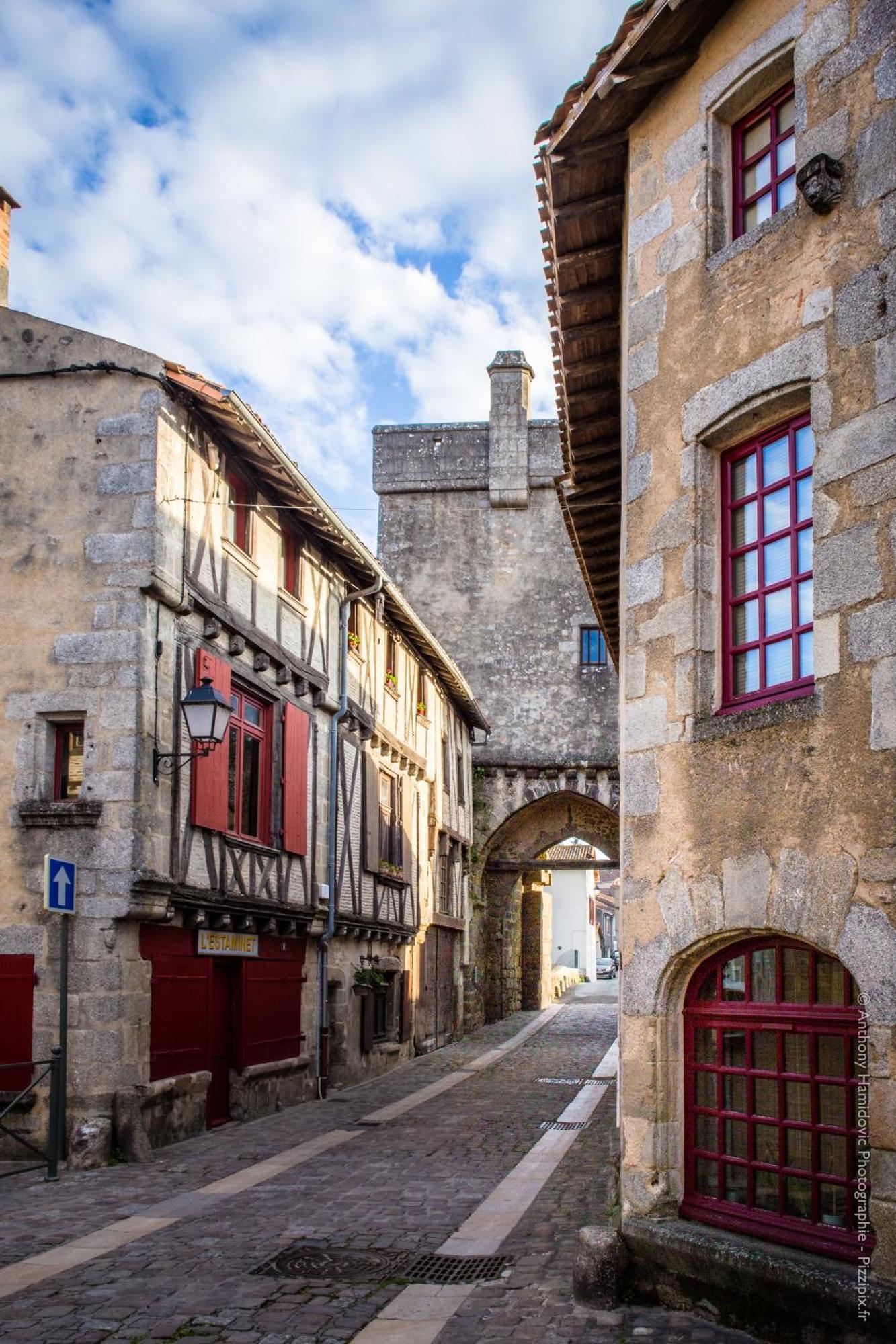 Petite Maison Medievale Parthenay Exteriér fotografie