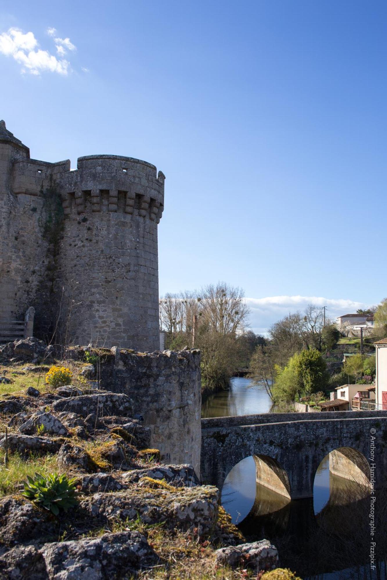 Petite Maison Medievale Parthenay Exteriér fotografie